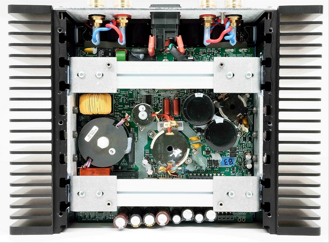 Benchmark-AHB2-inside-1.jpg