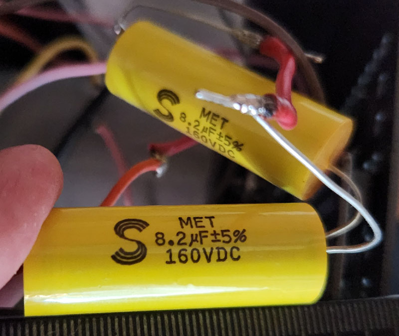 Yellow Cap 8m2 160V.jpg